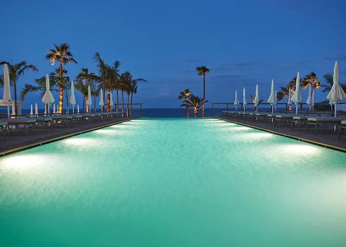 Sunrise Jade - Adults Only 5*